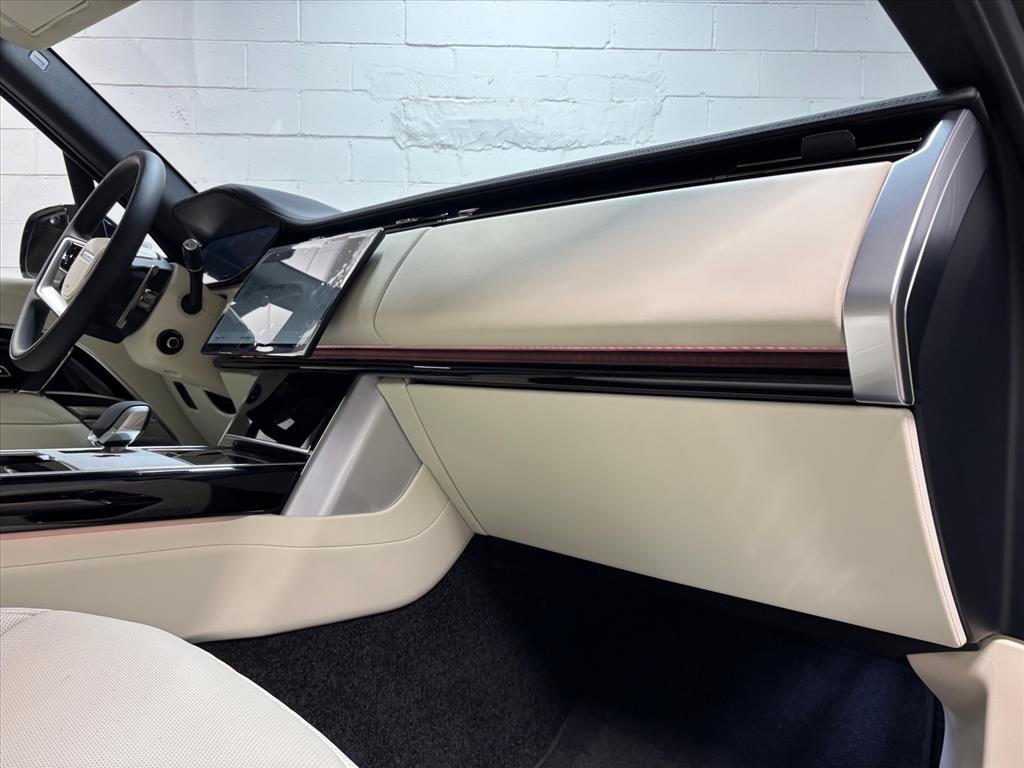 2026 Land Rover Range Rover SE - Photo 30