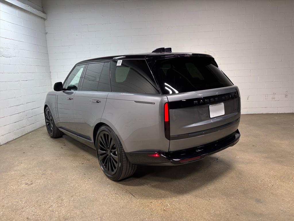 2026 Land Rover Range Rover SE - Photo 9