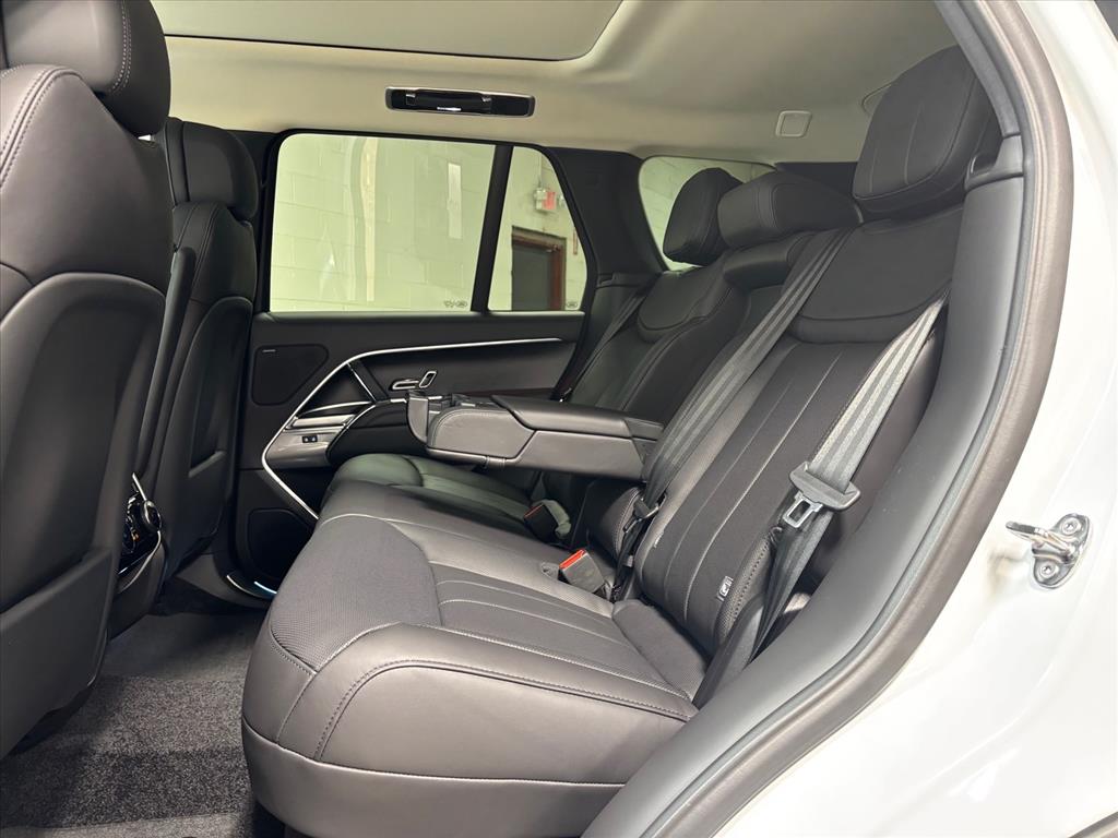 2026 Land Rover Range Rover SE - Photo 27