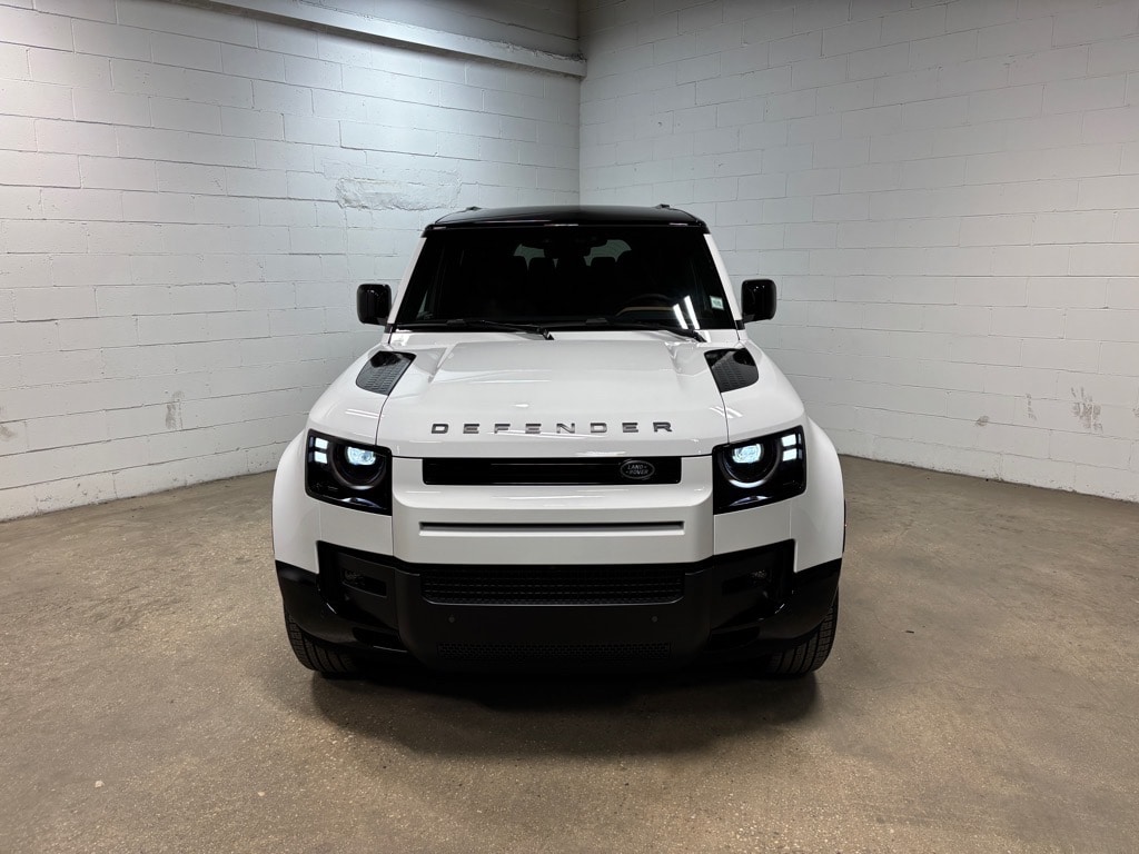 New 2026 Land Rover Defender 110 X-Dynamic SE SUV