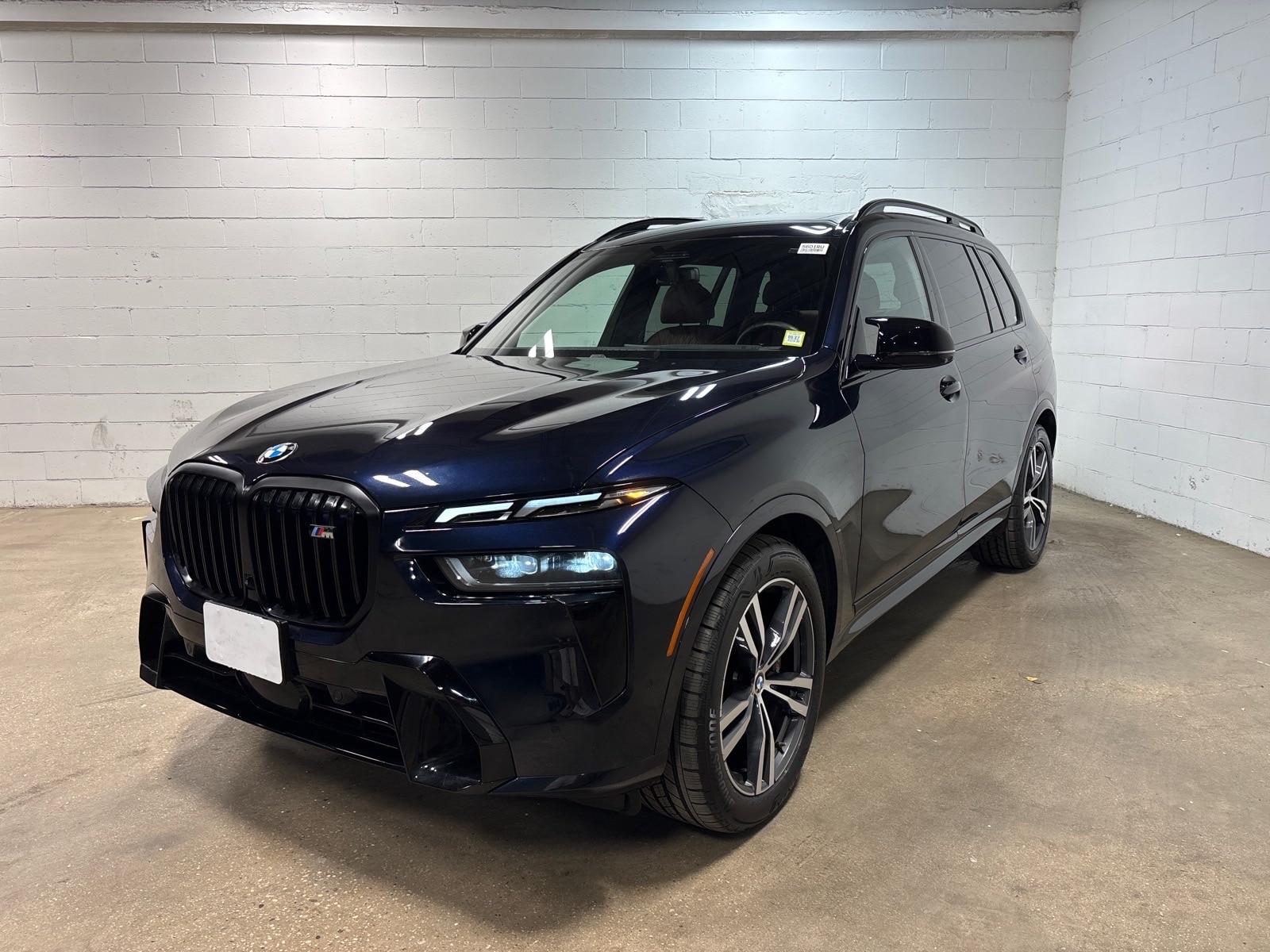 2024 BMW X7 M60i's photo