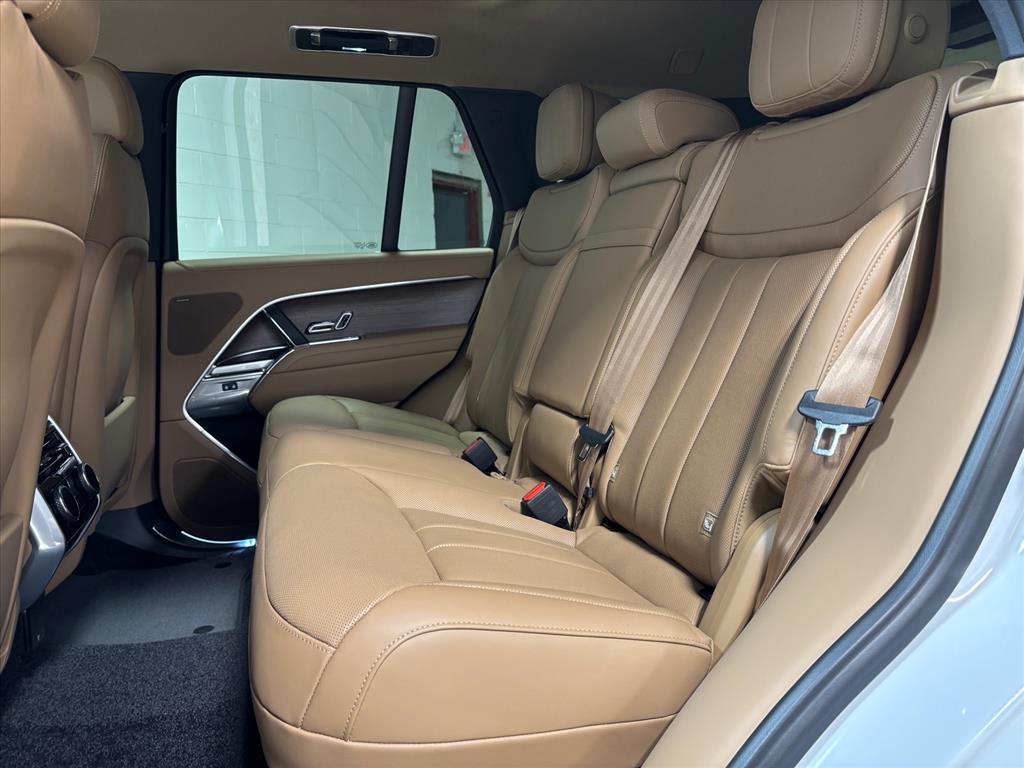 2026 Land Rover Range Rover SE - Photo 28