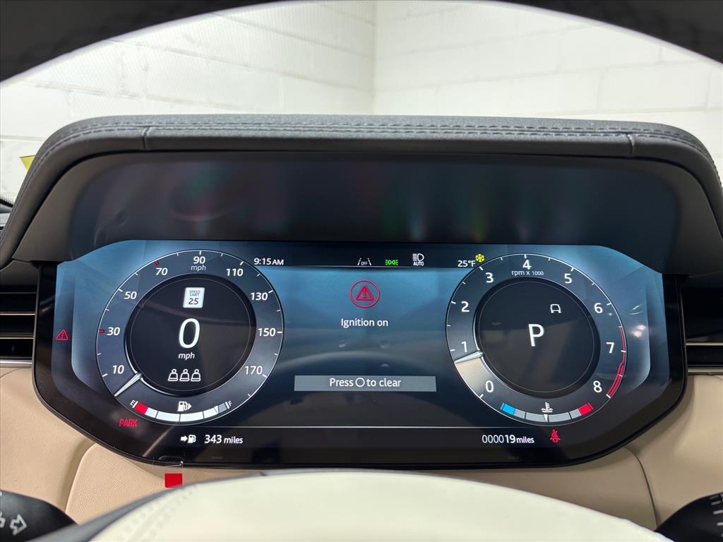 2026 Land Rover Range Rover SE - Photo 17