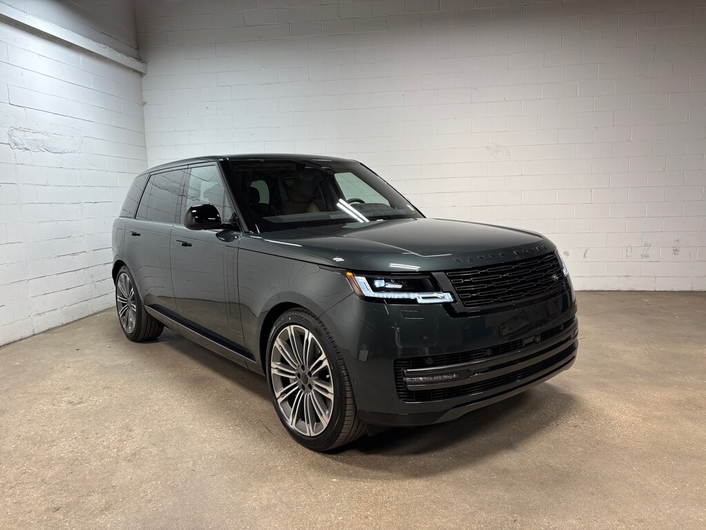 New 2026 Land Rover Range Rover SE LWB 7-Seats / V8 SUV