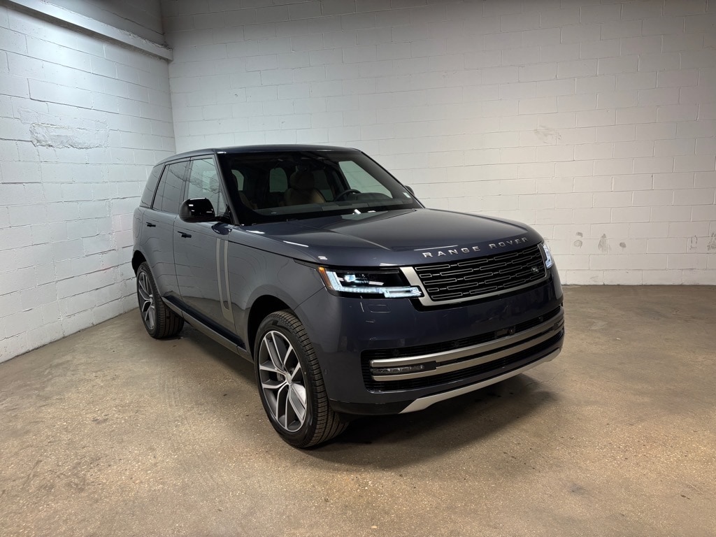 New 2025 Land Rover Range Rover SE SUV