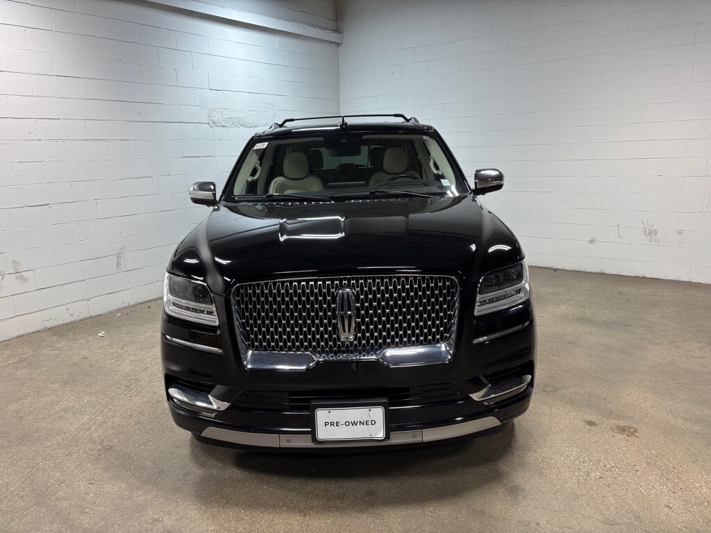2020 Lincoln Navigator Black Label photo 3