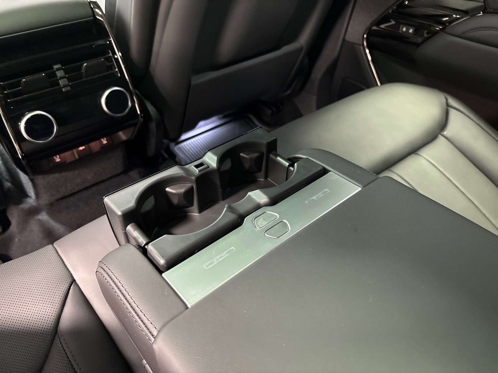 2026 Land Rover Range Rover Sport SE - Photo 24