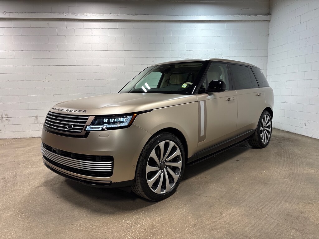 New 2026 Land Rover Range Rover SV Signature Suite SUV