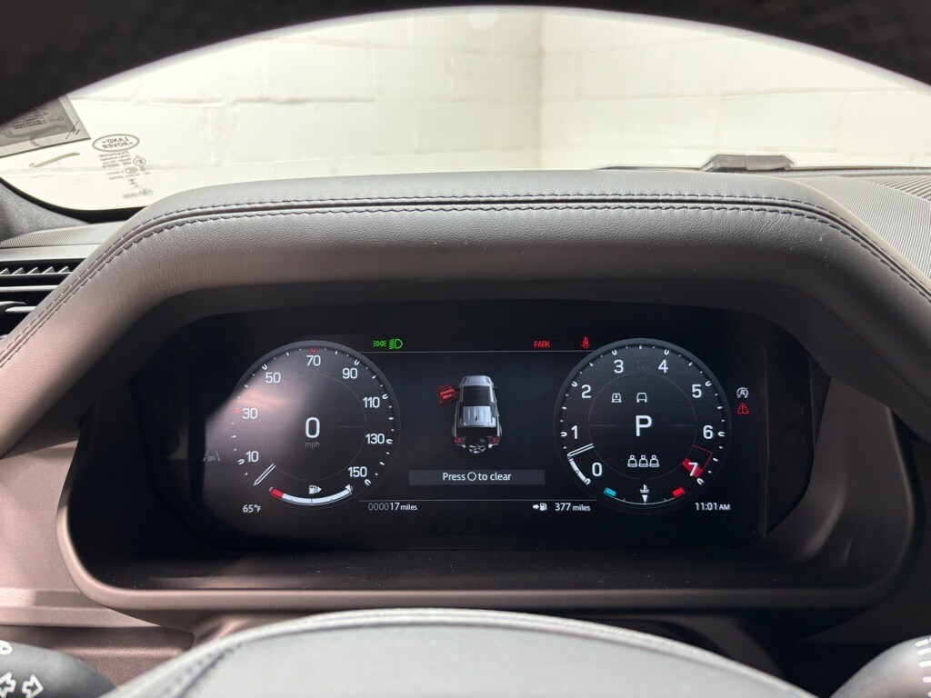 2026 Land Rover Defender V8 - Photo 17