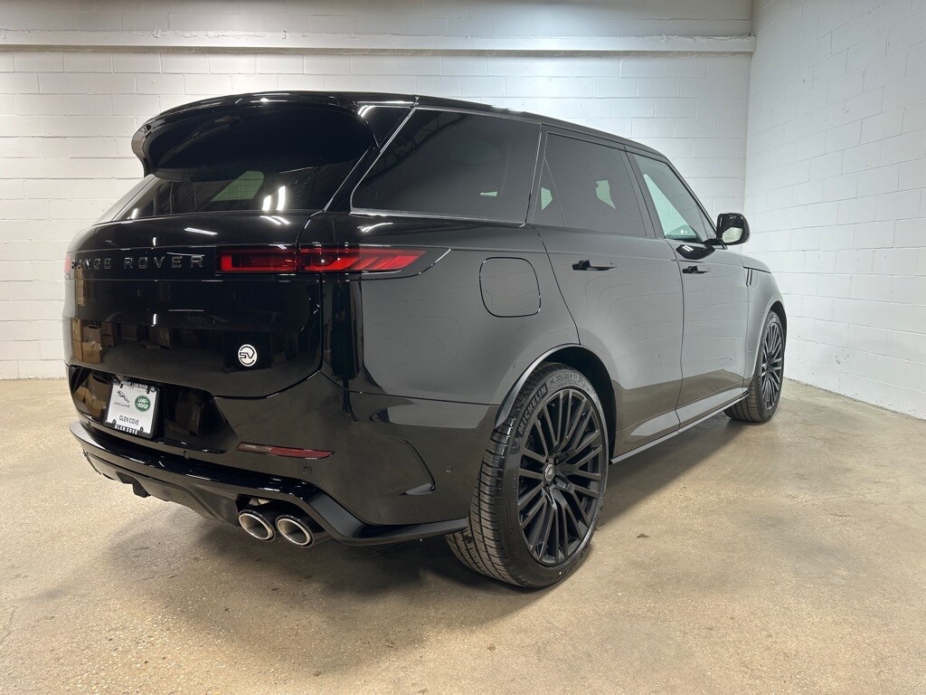 2024 Land Rover Range Rover Sport photo 3