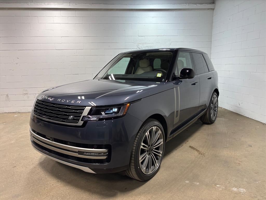 New 2026 Land Rover Range Rover SE SUV