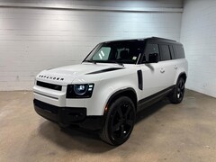 2026 Land Rover Defender 130 X-Dynamic SE SUV