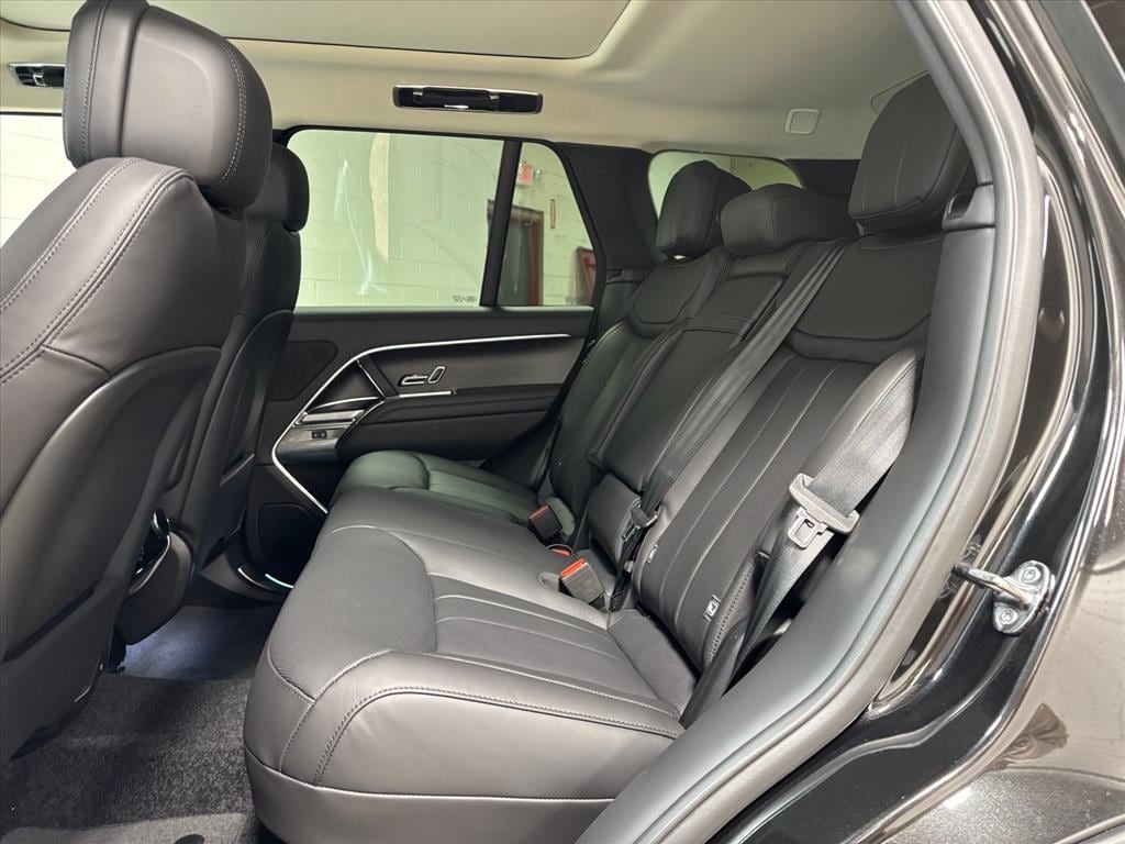 2026 Land Rover Range Rover SE - Photo 29