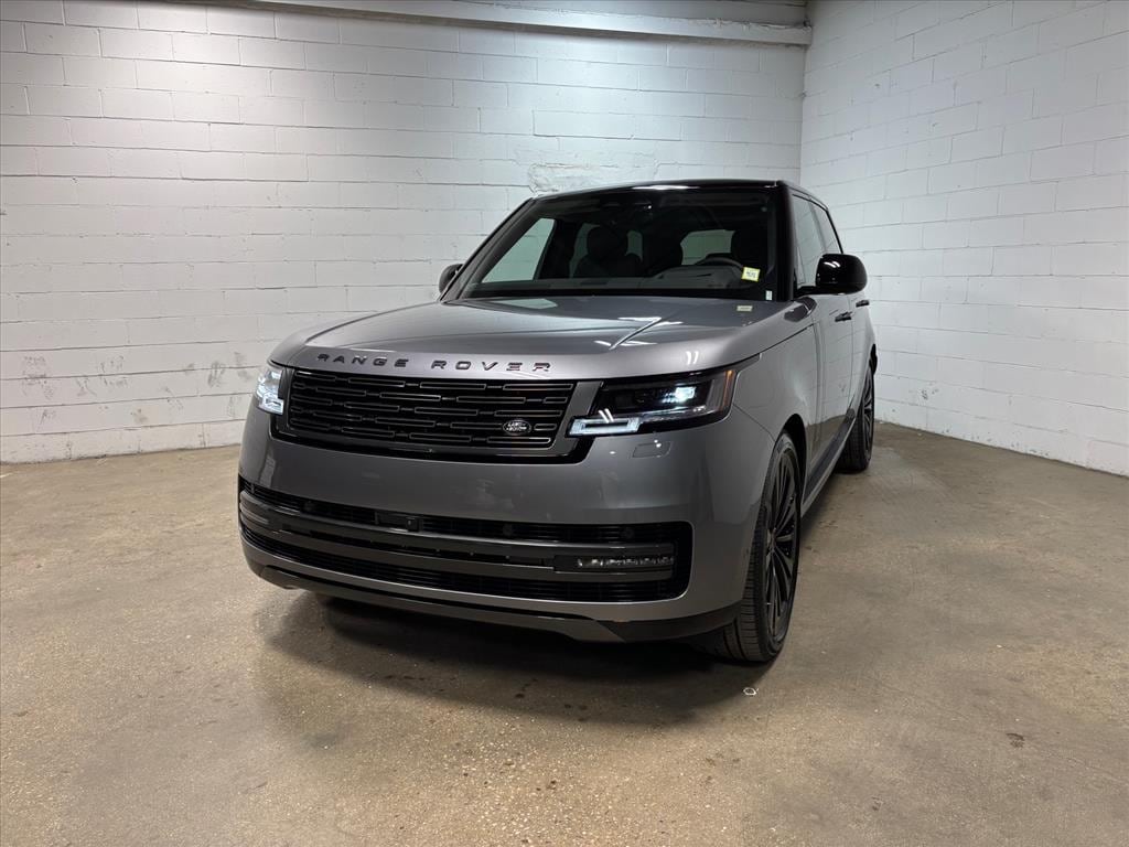 2026 Land Rover Range Rover SE - Photo 2