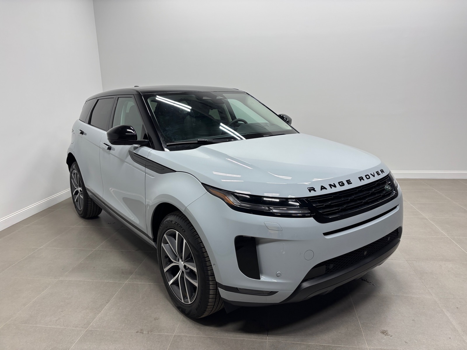 New 2024 Land Rover Range Rover Evoque S SUV