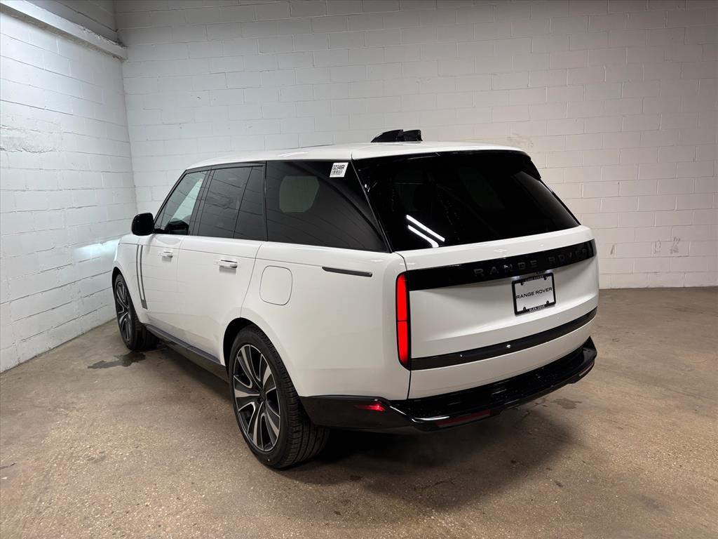 2026 Land Rover Range Rover SE - Photo 9