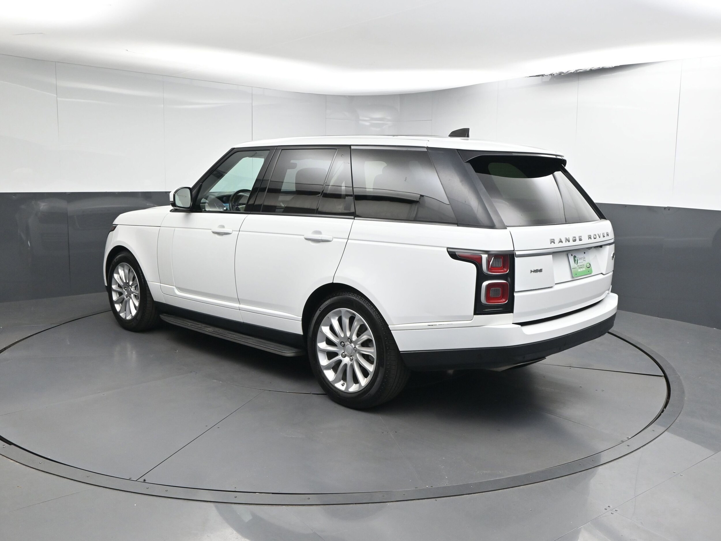 2018 Land Rover Range Rover SuperCharged HSE photo 3