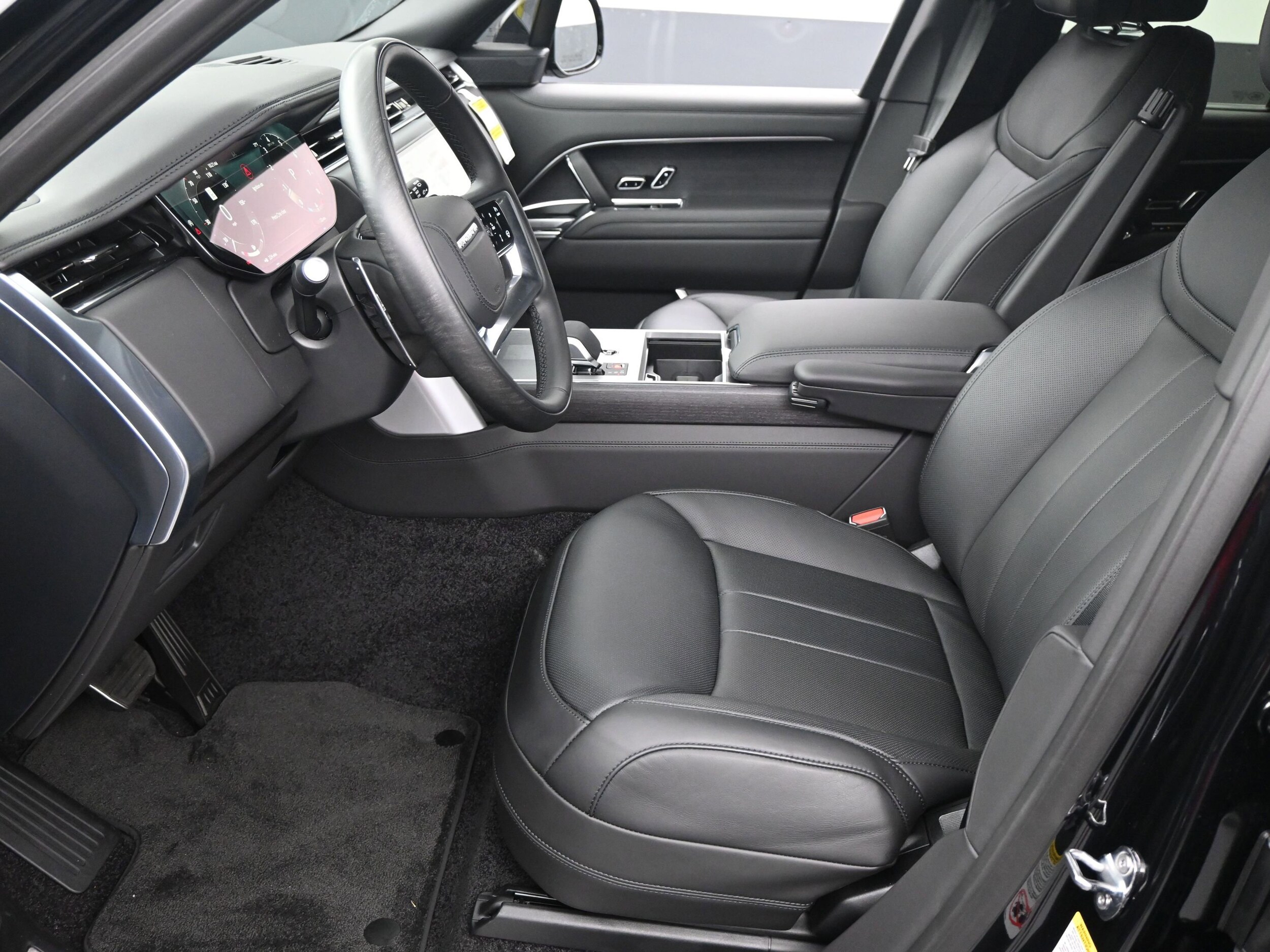 2025 Land Rover Range Rover Autobiography photo 4