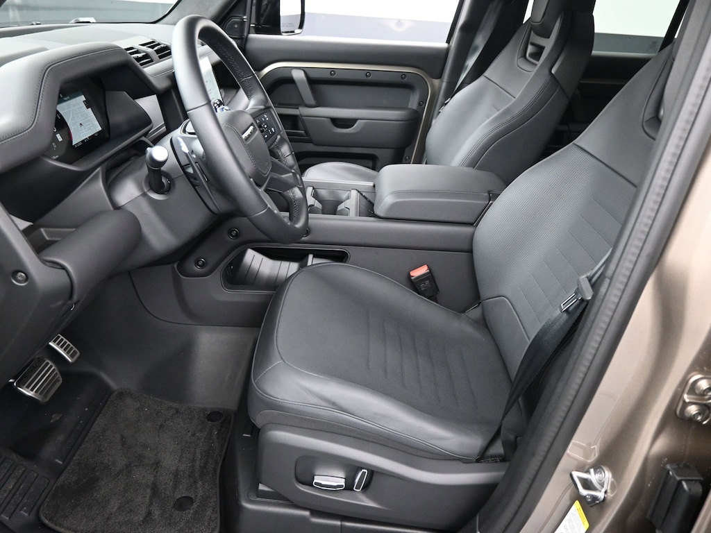 Used 2025 Land Rover Defender OCTA 110 P635 OCTA