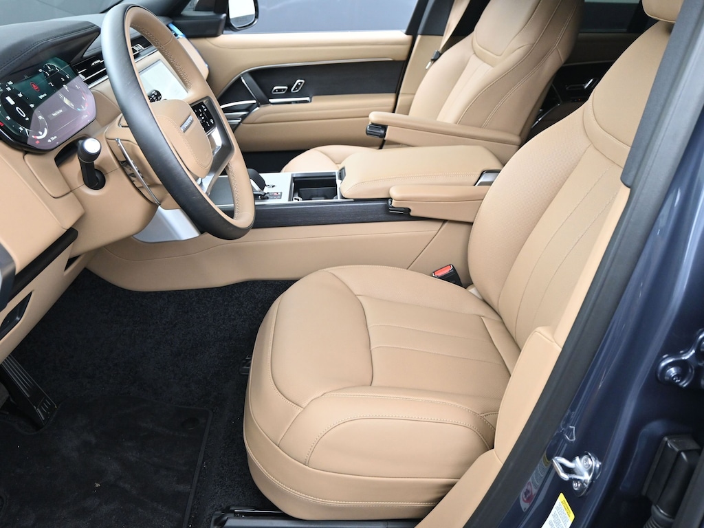 New 2026 Land Rover Range Rover SE SUV