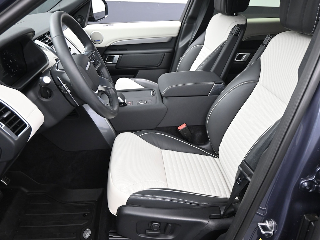 Used 2024 Land Rover Discovery Dynamic SE P360 Dynamic SE