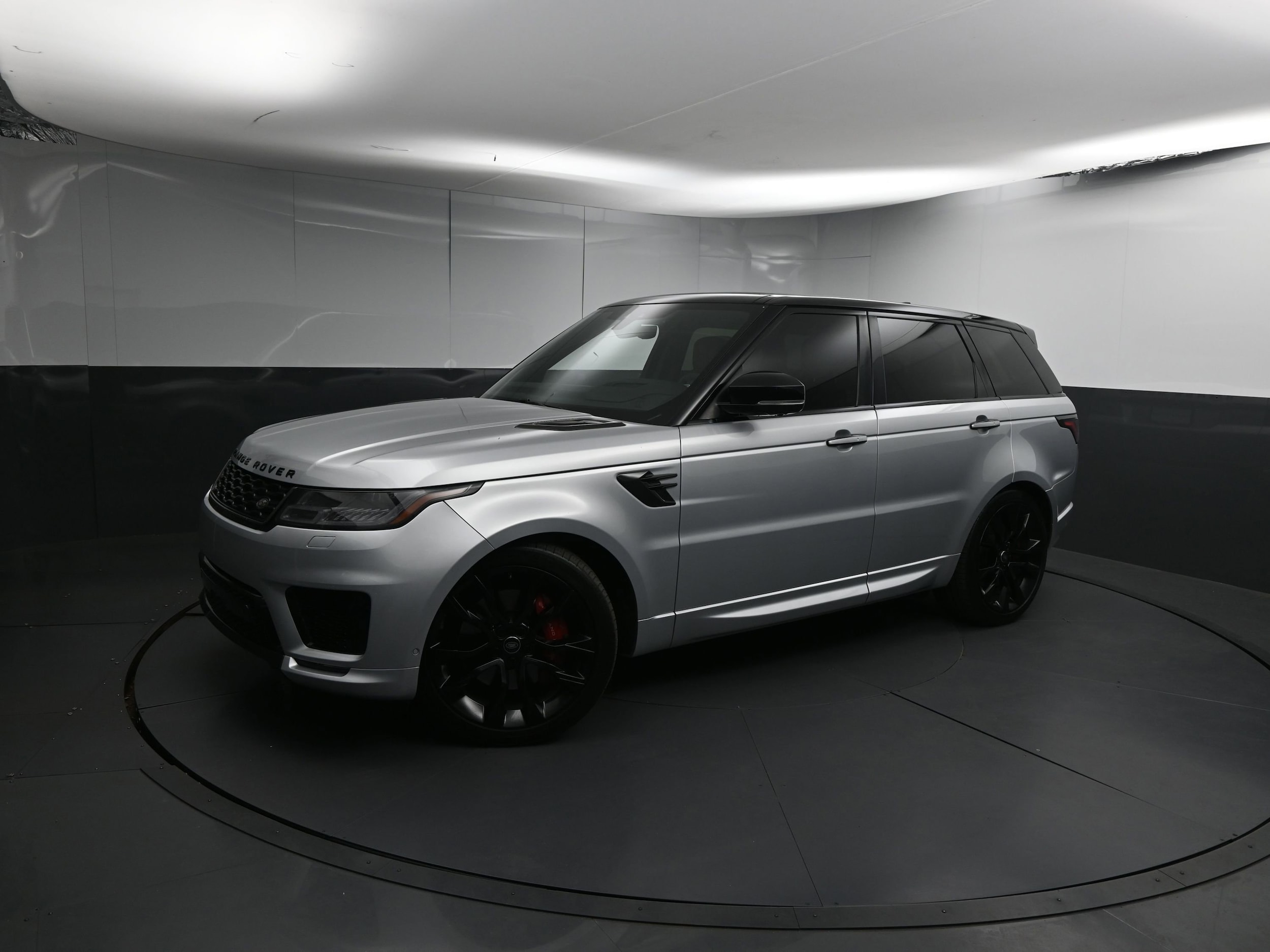 2019 Land Rover Range Rover Sport HST's photo