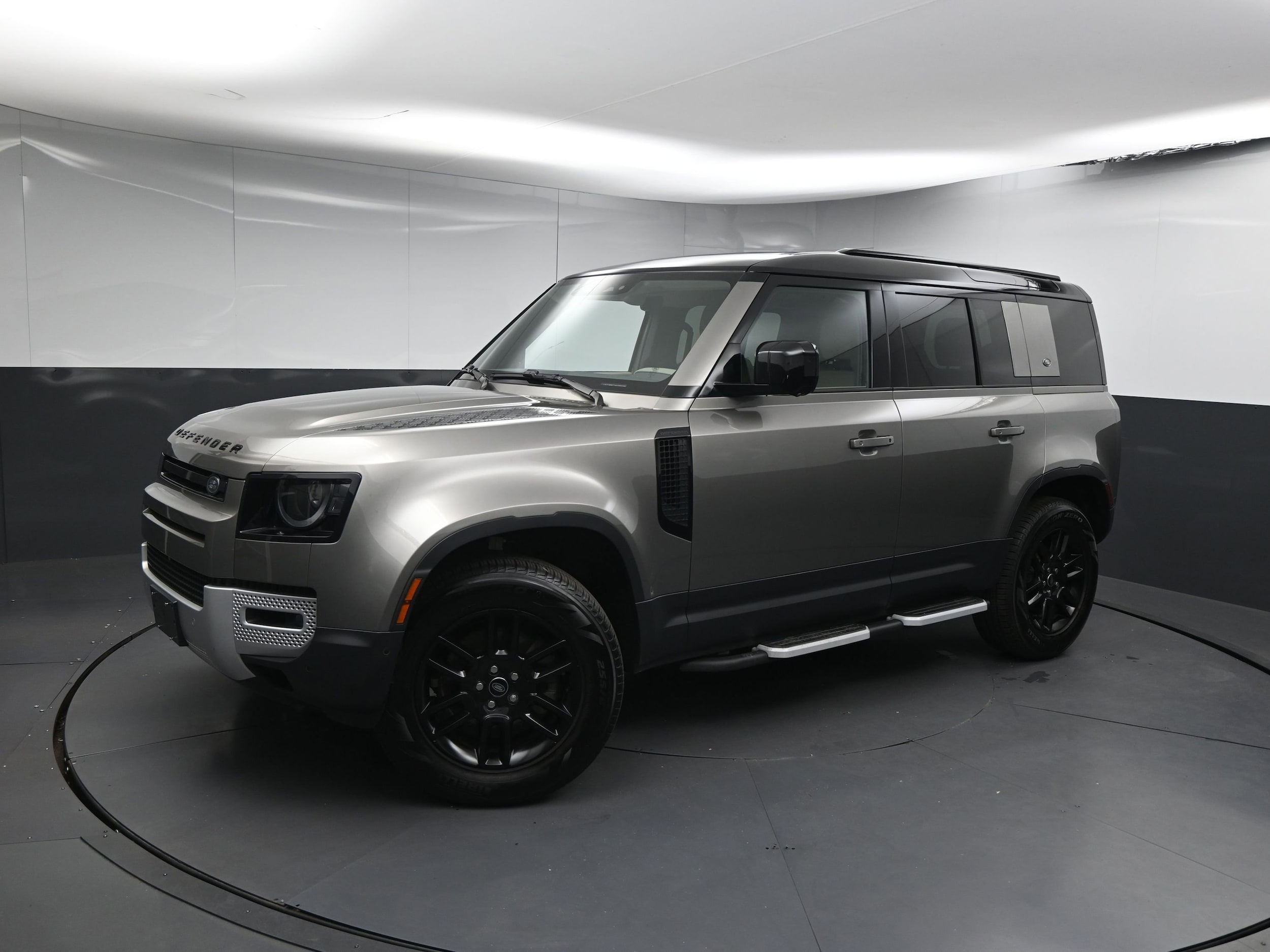 2023 Land Rover Defender S