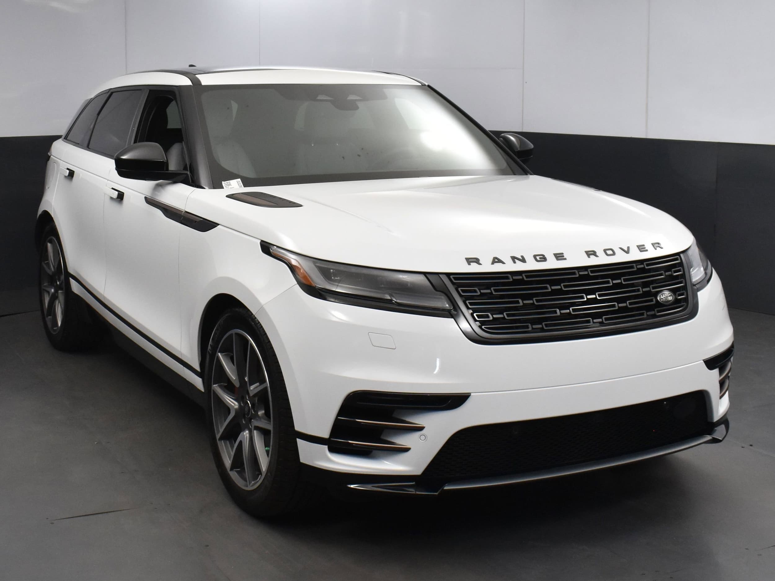 Certified 2024 Land Rover Range Rover Velar Dynamic SE with VIN SALYL2EX1RA370787 for sale in Greenville, SC