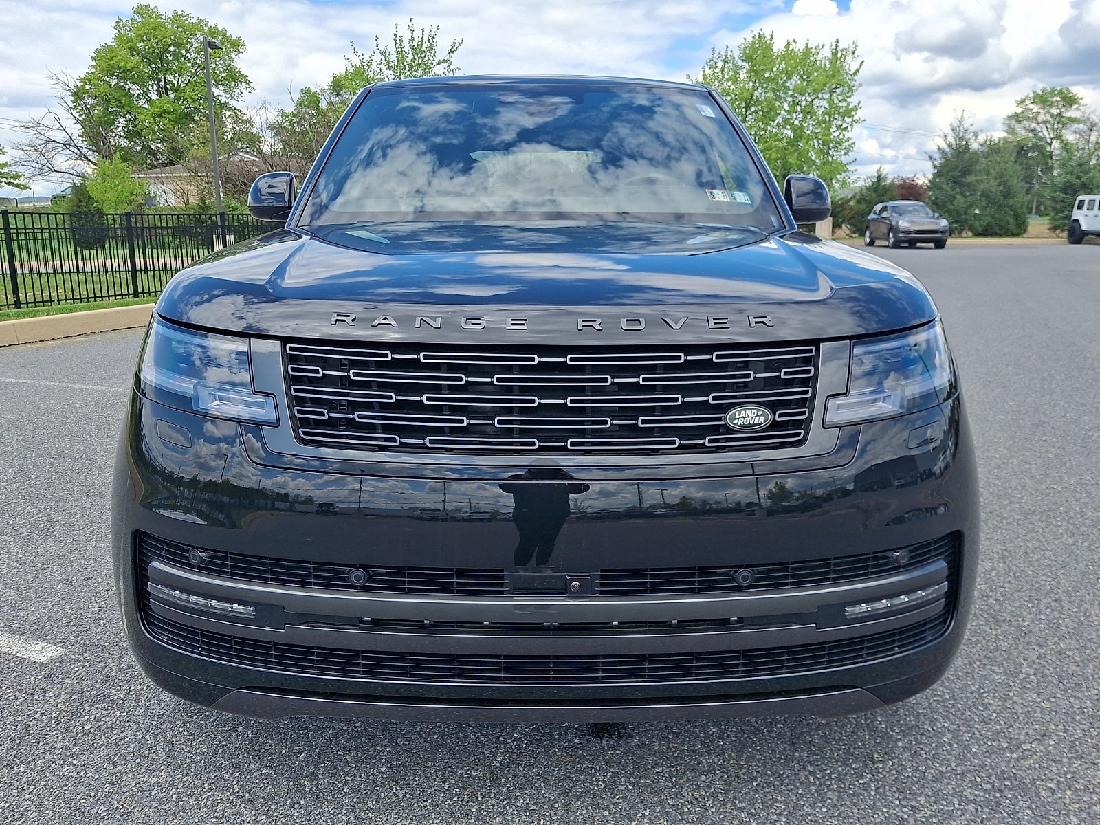 2026 Land Rover Range Rover SE - Photo 6