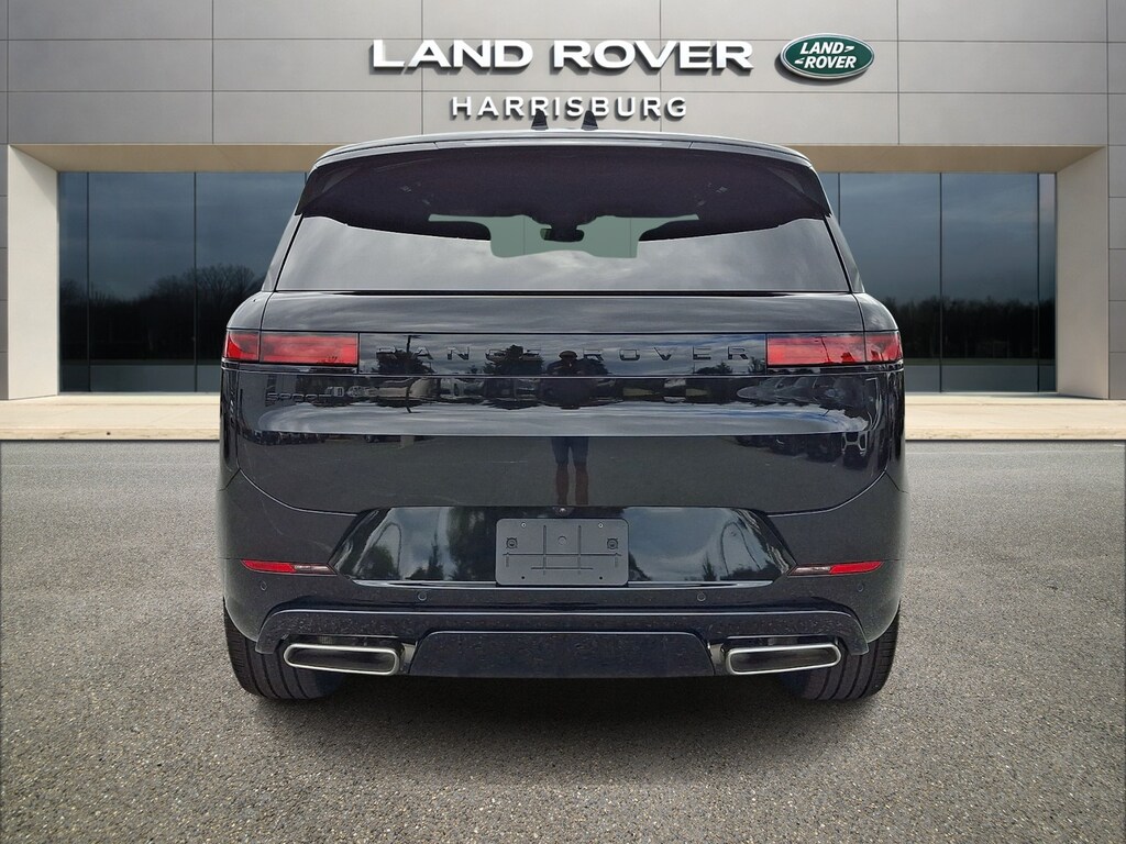 New 2026 Land Rover Range Rover Sport Dynamic SE SUV