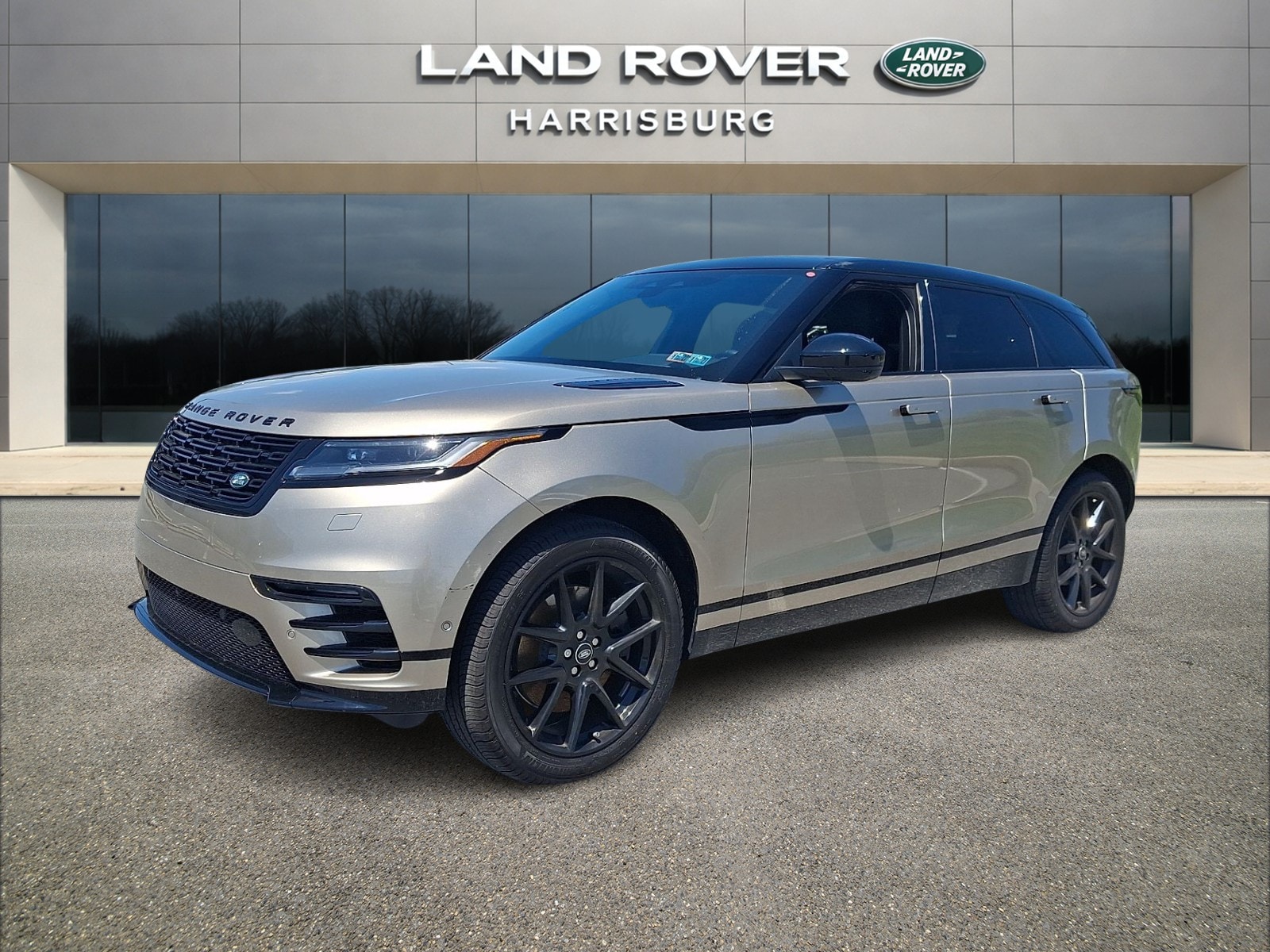 2026 Land Rover Range Rover Velar P250 Dynamic SE's photo