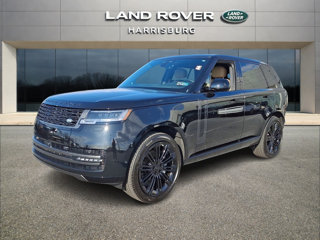 New 2026 Land Rover Range Rover SE SUV