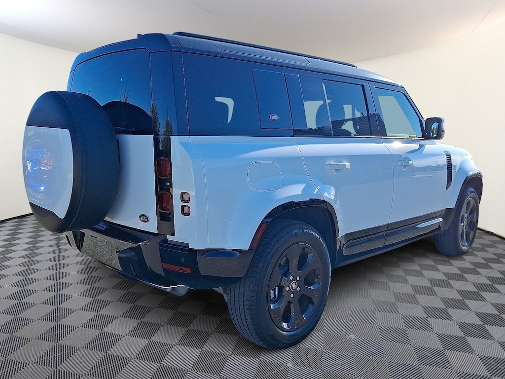 Used 2023 Land Rover Defender 110 X-Dynamic SE SUV