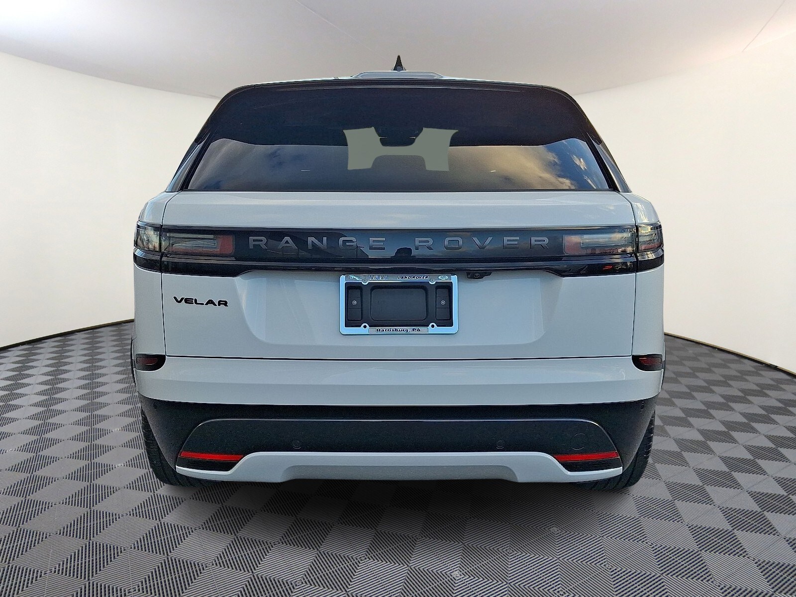 2026 Land Rover Range Rover Velar P250 Dynamic SE photo 3