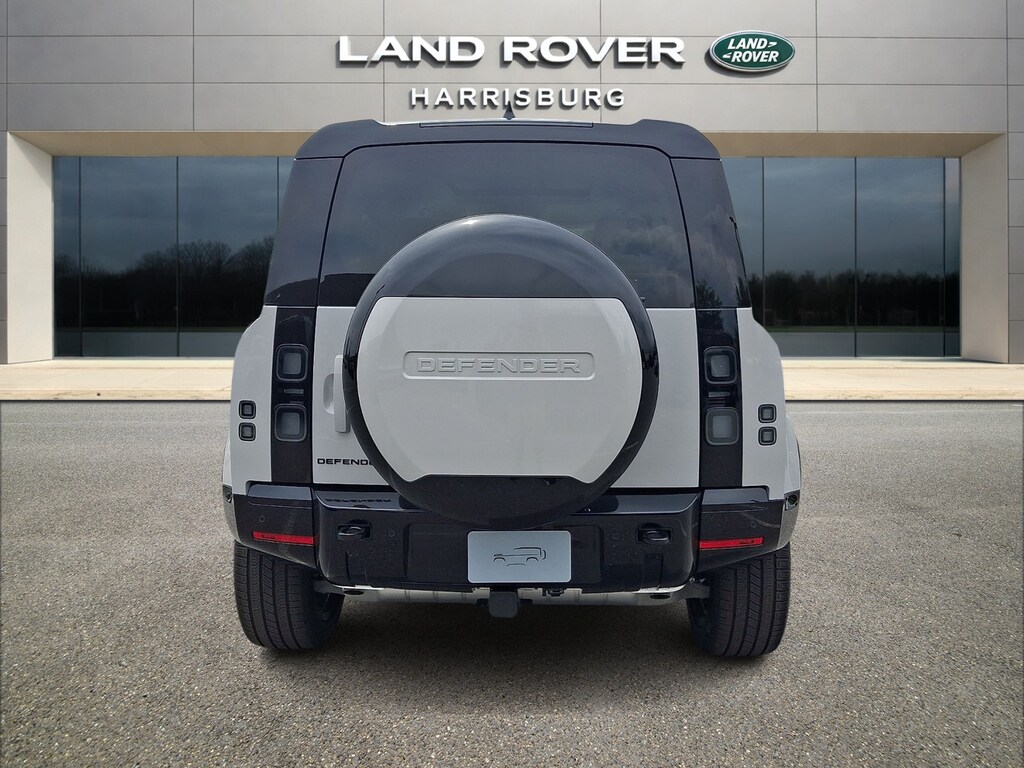 New 2026 Land Rover Defender 110 X-Dynamic SE SUV