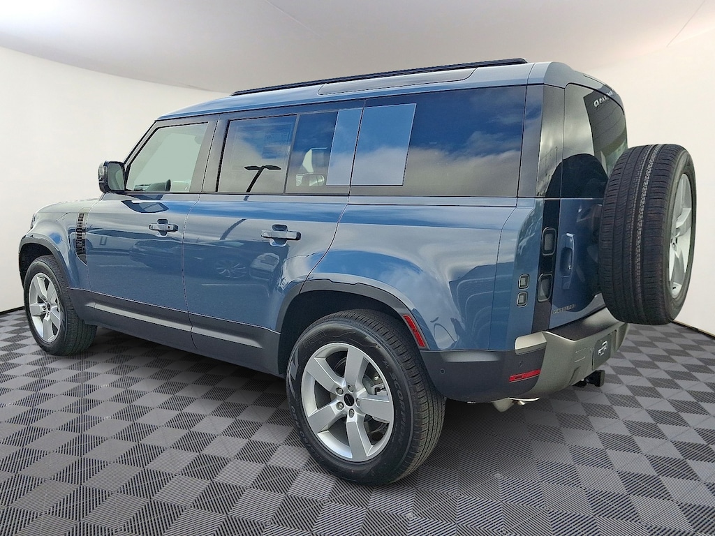 New 2026 Land Rover Defender 110 S 300PS SUV