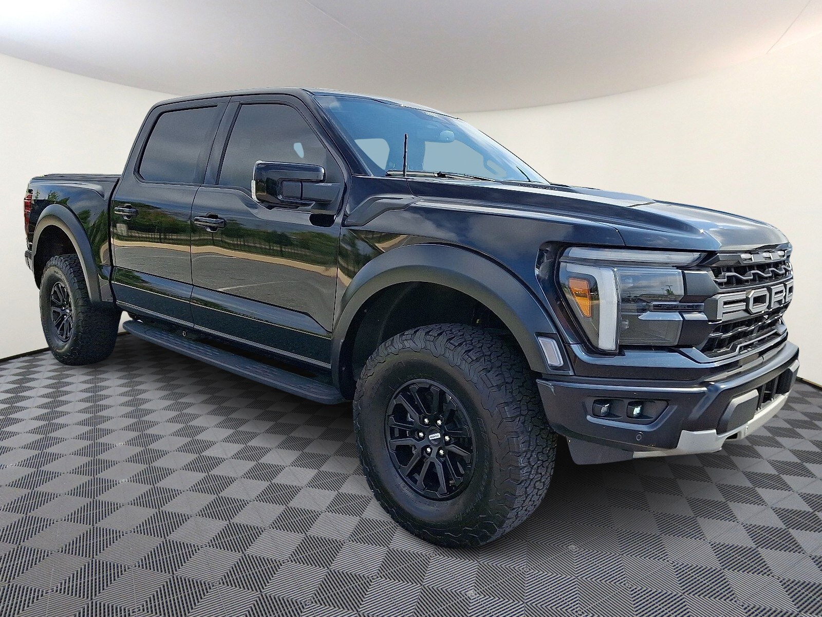 2024 Ford F-150 Raptor photo 3
