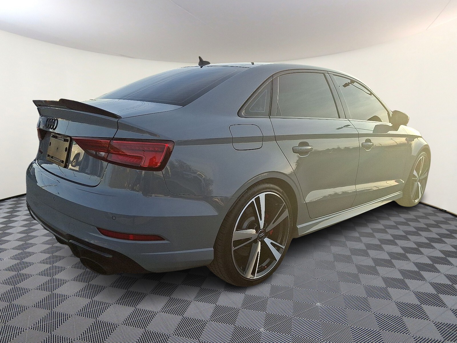 2020 Audi RS 3 Base photo 4