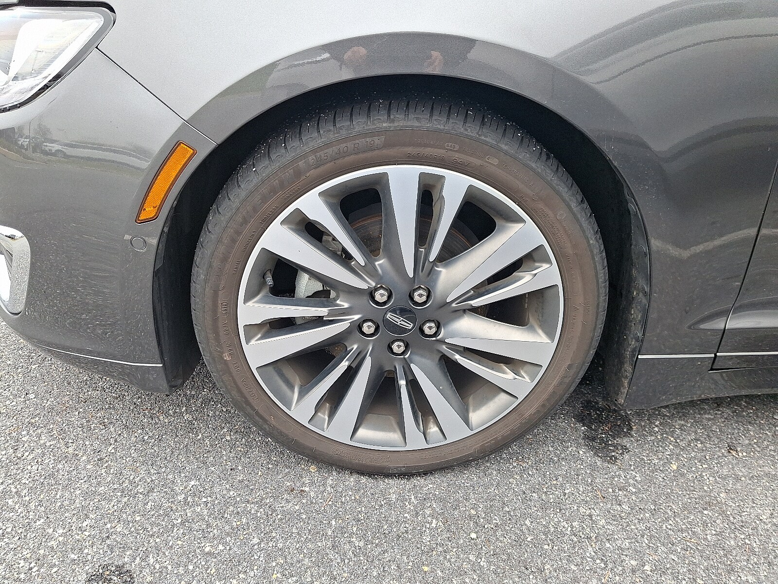 2020 Lincoln MKZ Reserve photo 4