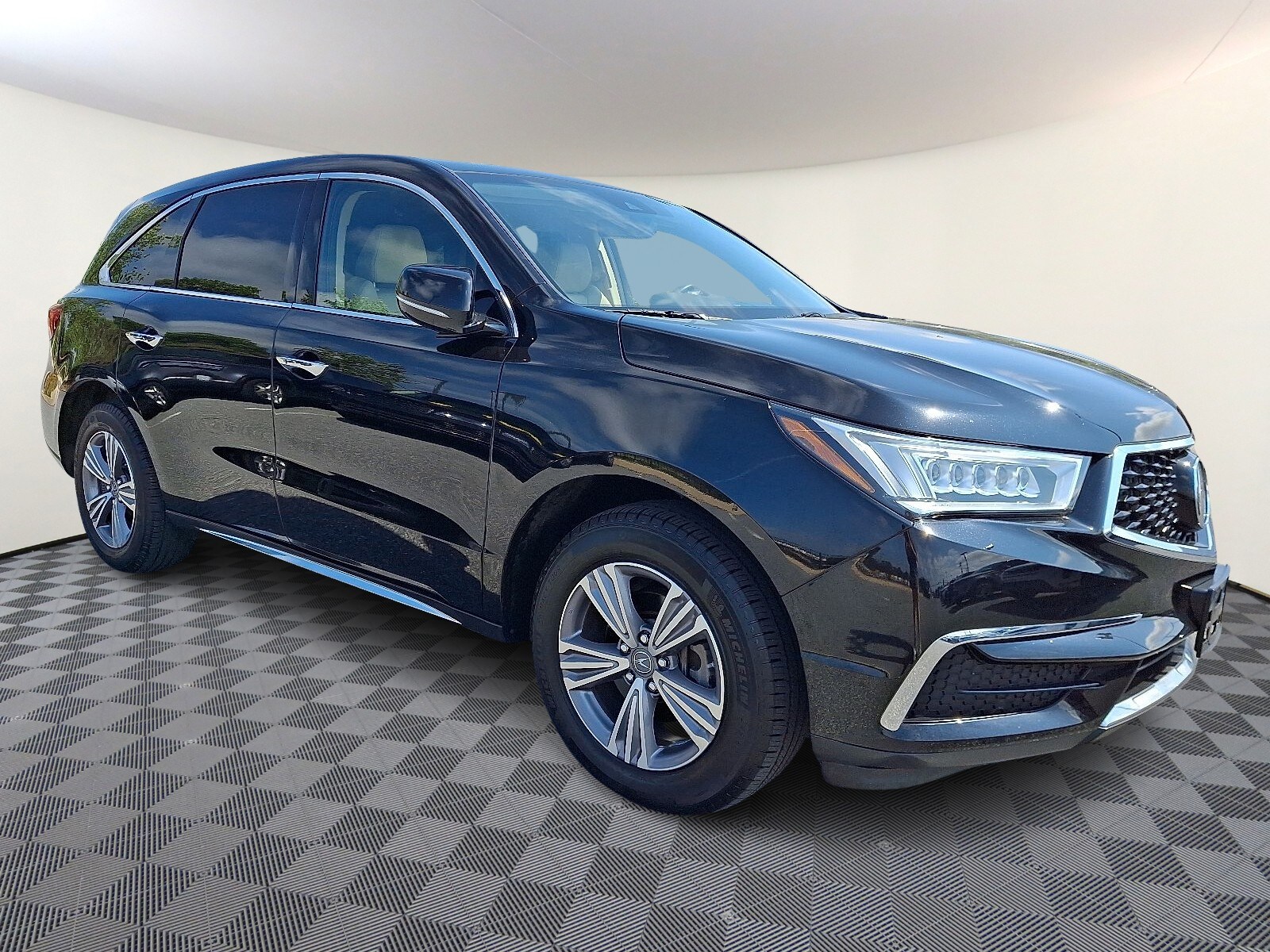 2020 Acura MDX SH-AWD photo 3