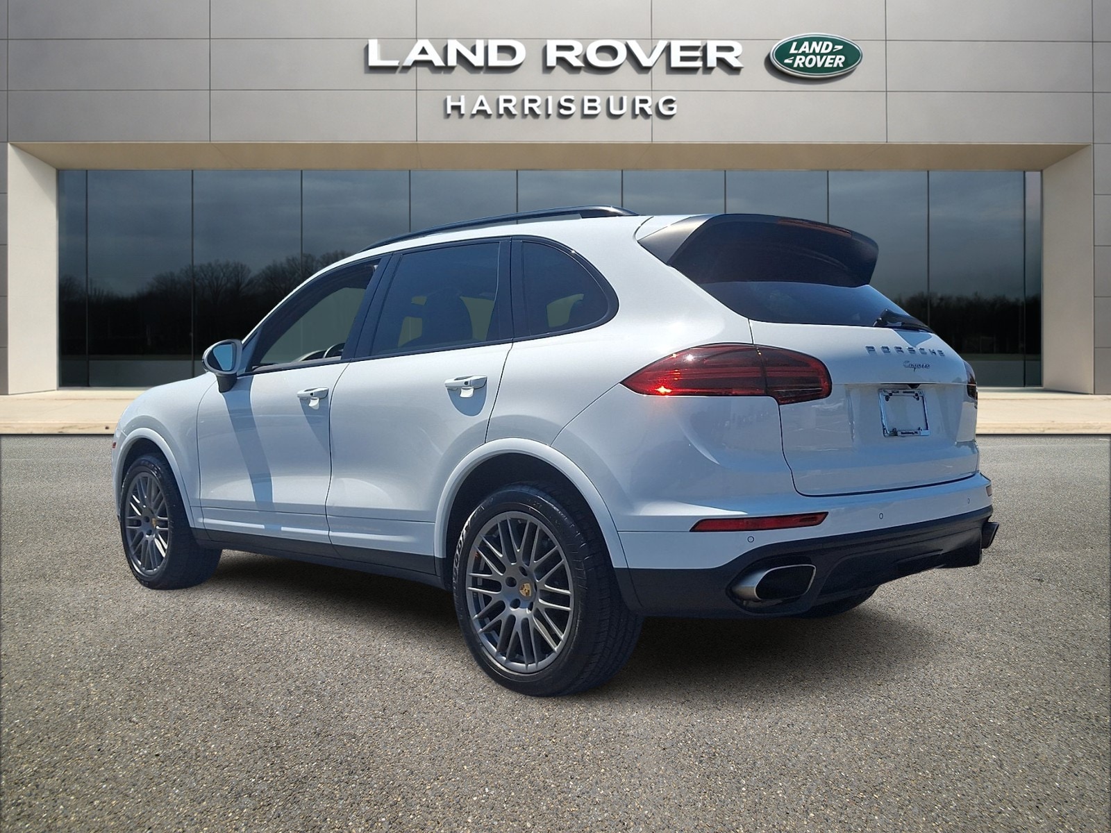 Used 2017 Porsche Cayenne Platinum Edition with VIN WP1AA2A25HKA88877 for sale in Carlisle, PA