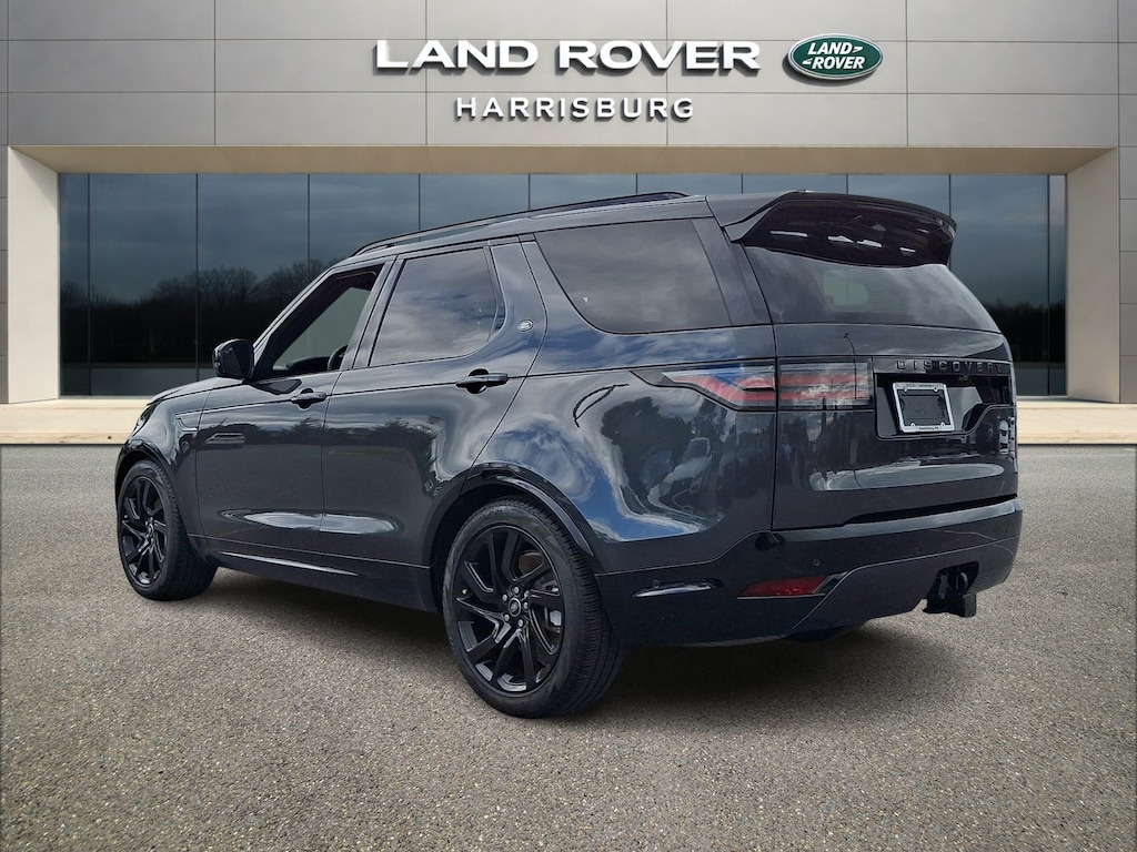 Used 2025 Land Rover Discovery P300 Dynamic SE SUV