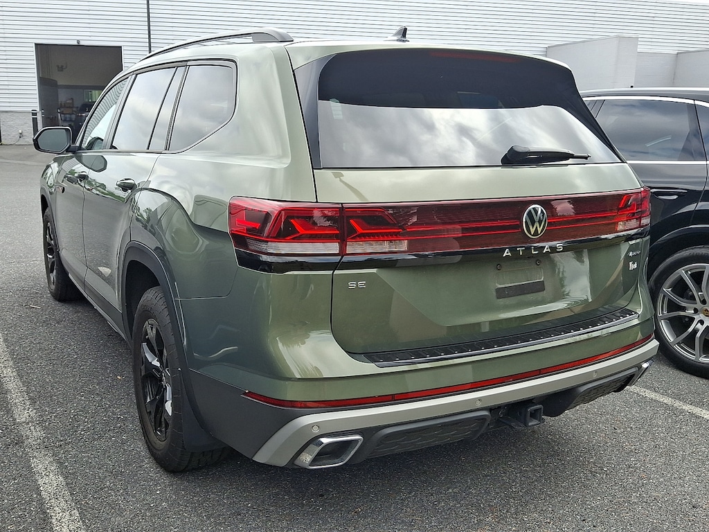 Used 2025 Volkswagen Atlas 2.0T Peak Edition SUV