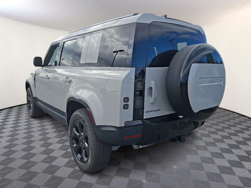 New 2026 Land Rover Defender 110 S 300PS SUV