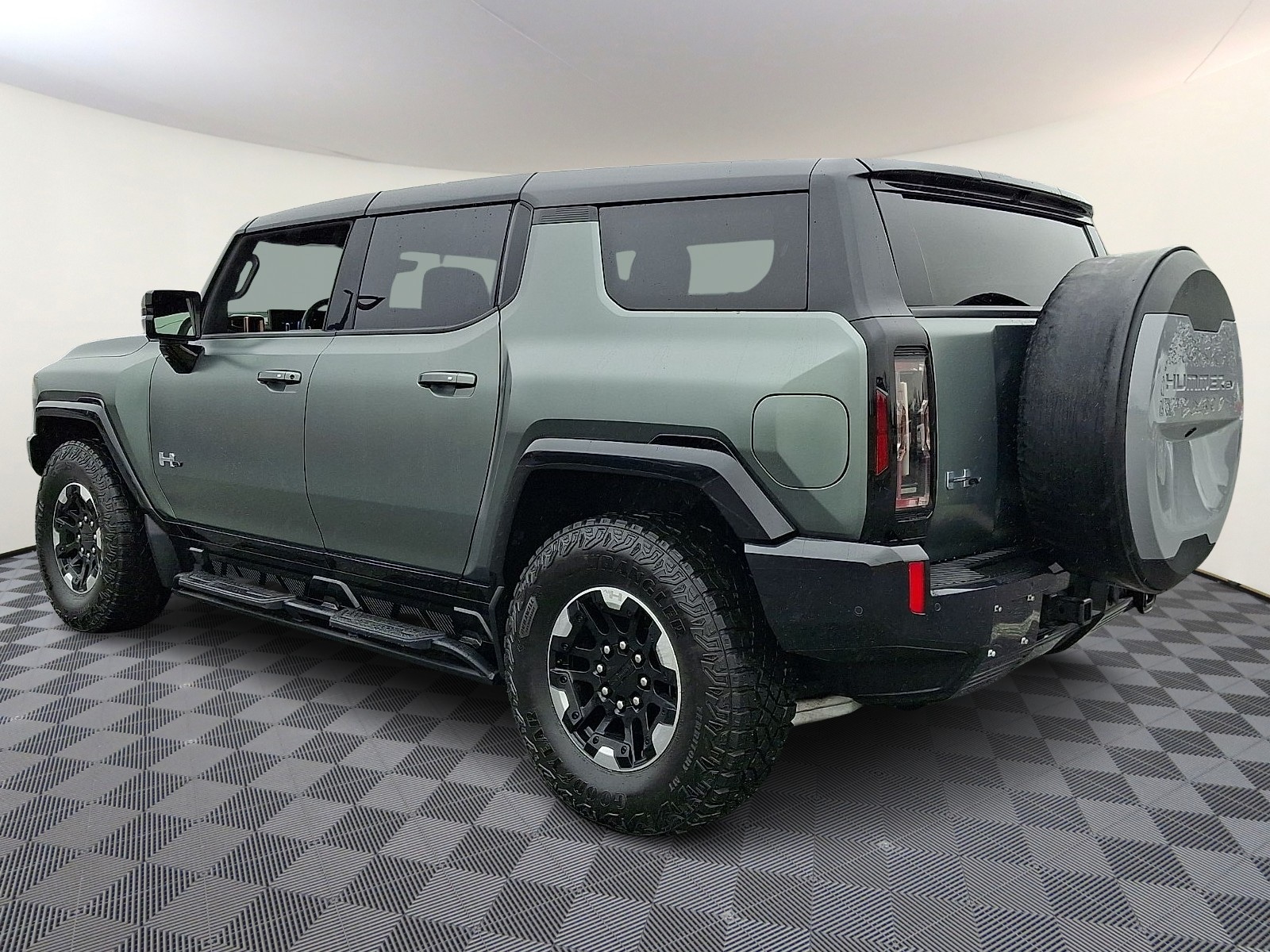 Used 2024 GMC HUMMER EV 3X with VIN 1GKB0RDC8RU101797 for sale in Carlisle, PA