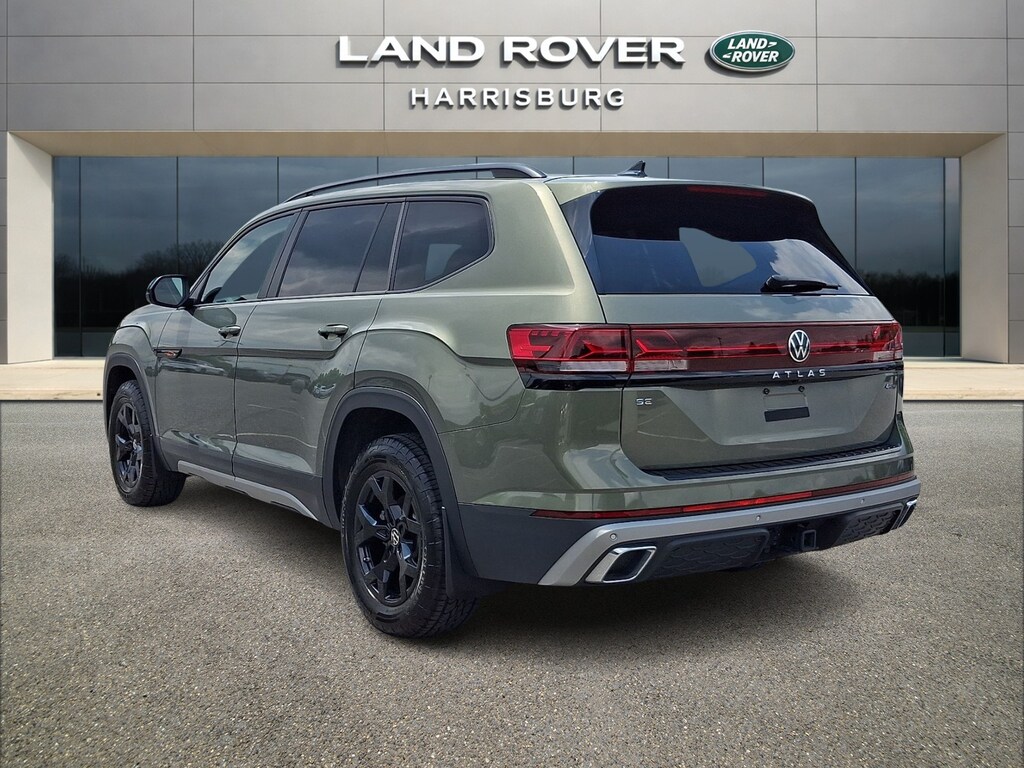 Used 2025 Volkswagen Atlas 2.0T Peak Edition SUV