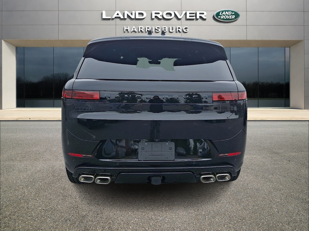 New 2026 Land Rover Range Rover Sport Dynamic SE SUV