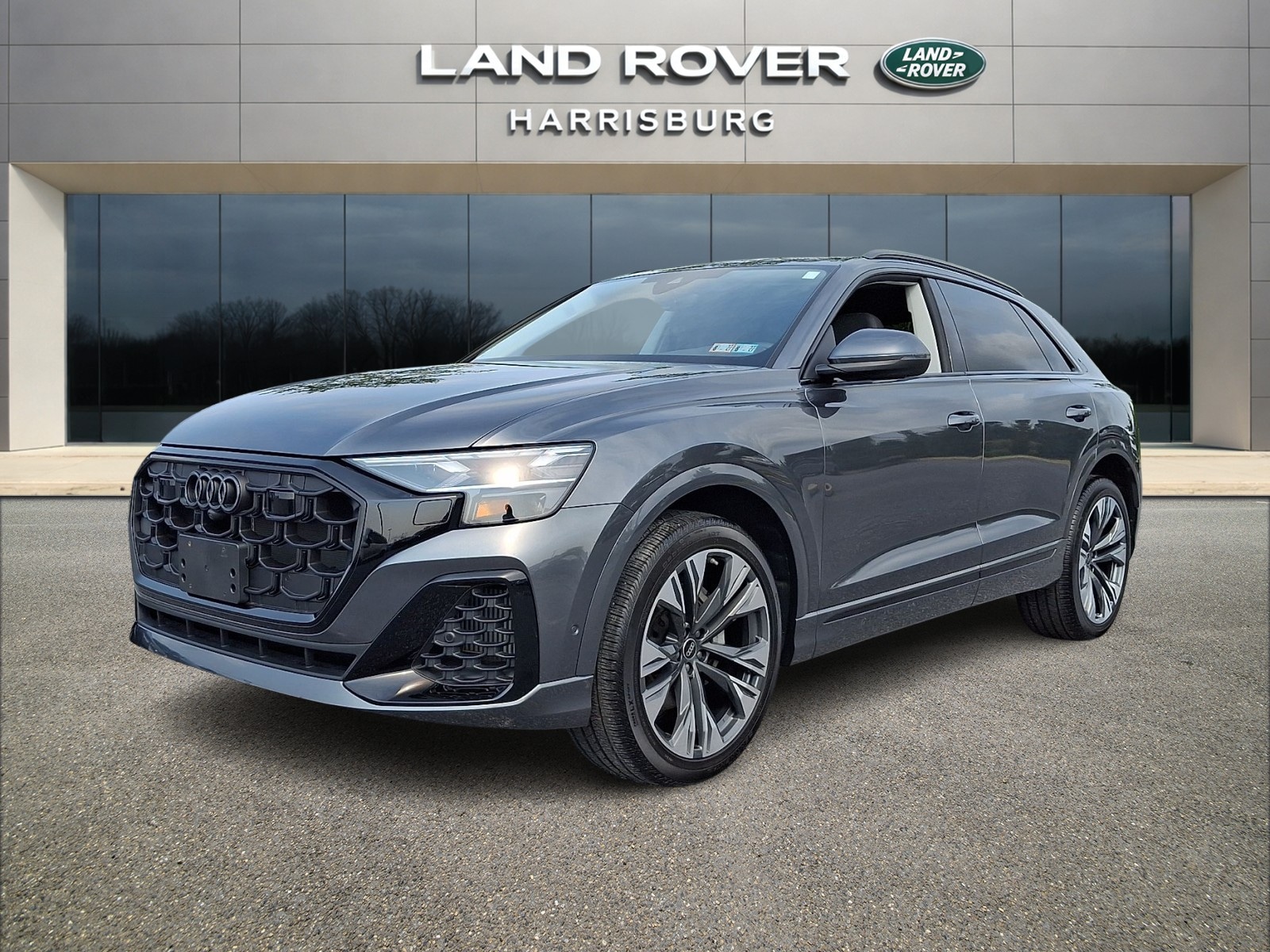 2024 Audi Q8