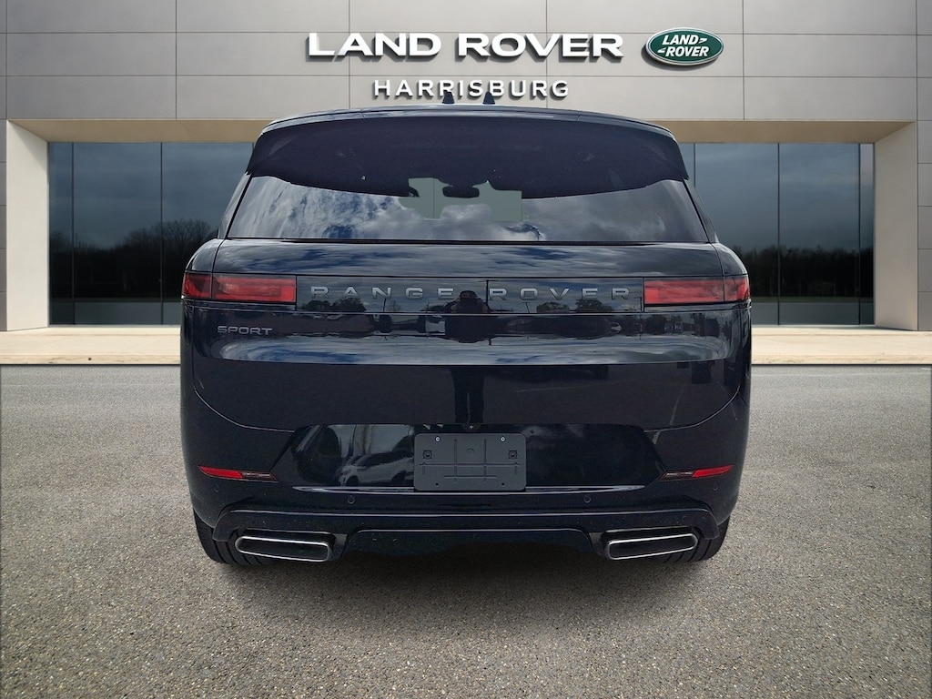 New 2026 Land Rover Range Rover Sport Dynamic SE SUV