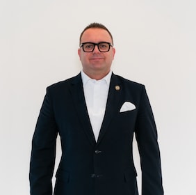 Staff member Panayot Sopotski from ID_372f5c